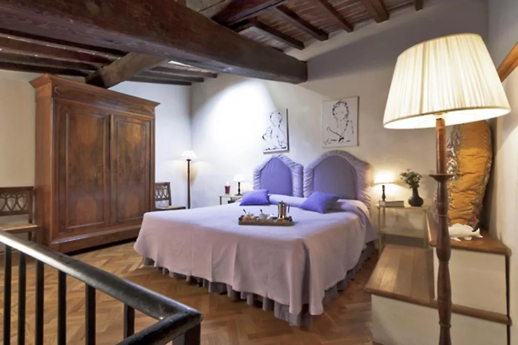 Oriuolo Giotto Apartment Florence 0*,  Italy
