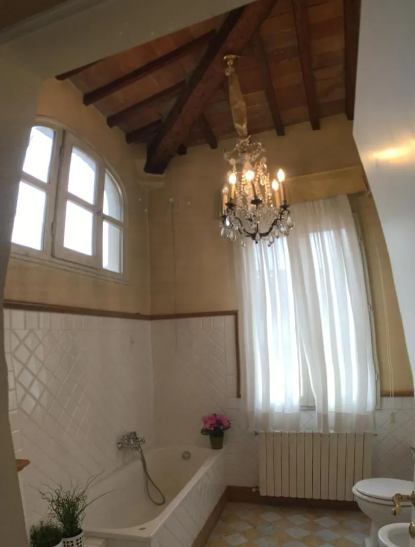 Oriuolo Giotto Apartment Florence Italy